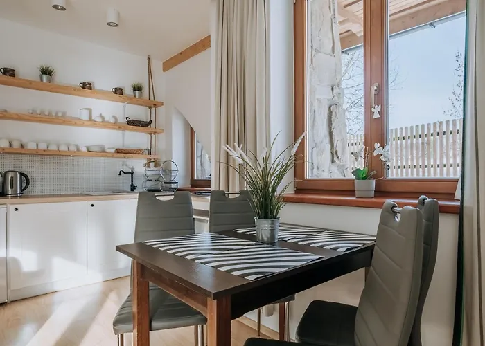 Why Not Krywan شقة